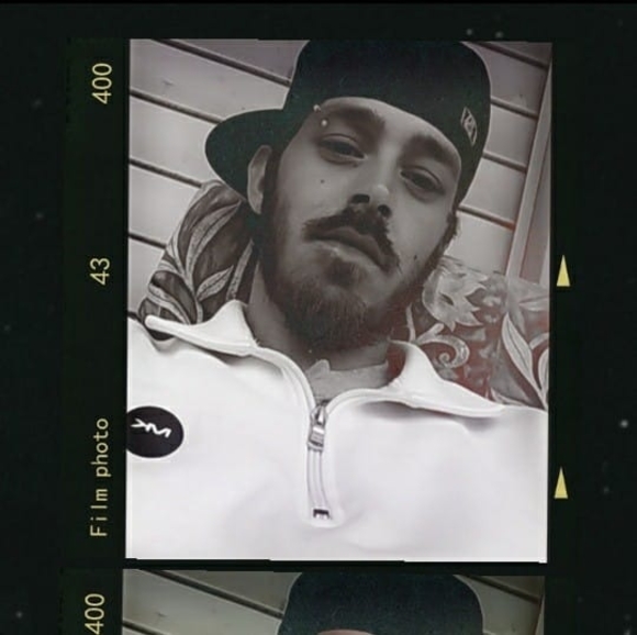 Meet your Posher, Jeff - Picture 1 of 1